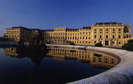 Schnbrunn Palace in Vienna. - Click to read about this site.