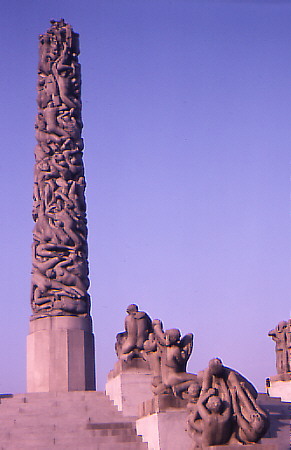 The Monolith and other sculpture by Vigeland in the Frognerpark in Oslo. - Click to read about this site.